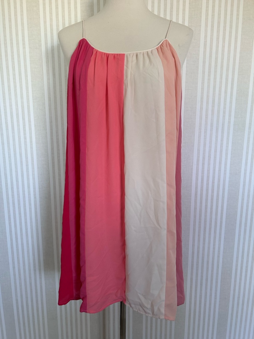 Jun & Ivy Ombré Pink Mini Dress color-block panels in pink & cream Size Small - Picture 2 of 10